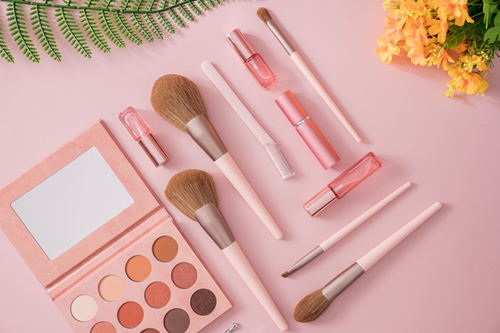 UK Proposes Ban on 65 CMR Substances in Cosmetics and Introduces New Restrictions on Kojic Acid