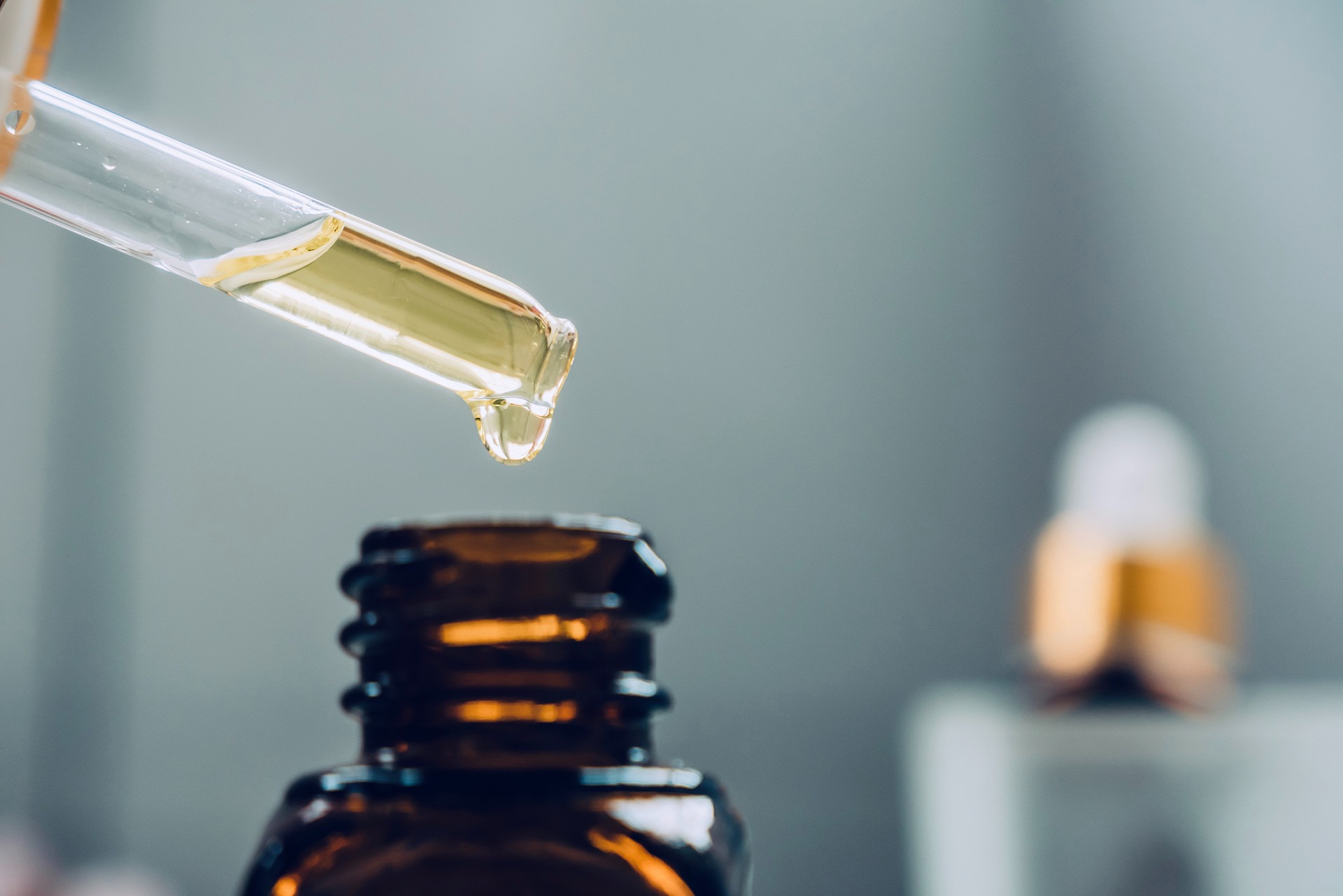 China NIFDC Solicits Comments on Cosmetics Ingredients and Testing Methods in STSC